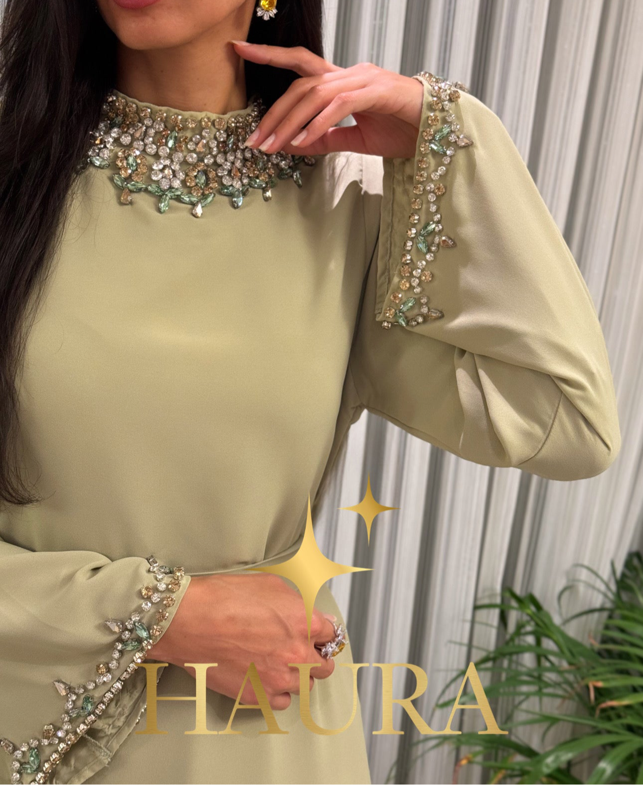 High neck collection